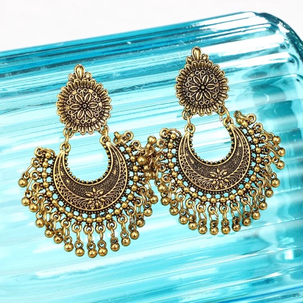 Boho bohemian Gypsy Earrings - Picture 5 of 7